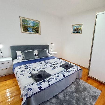 Entire House Floor - 2-Bedroom Cozy & Peaceful Apartment Podgorica Zewnętrze zdjęcie