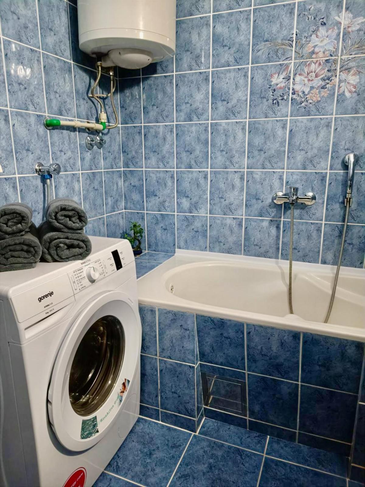 Entire House Floor - 2-Bedroom Cozy & Peaceful Apartment Podgorica Zewnętrze zdjęcie