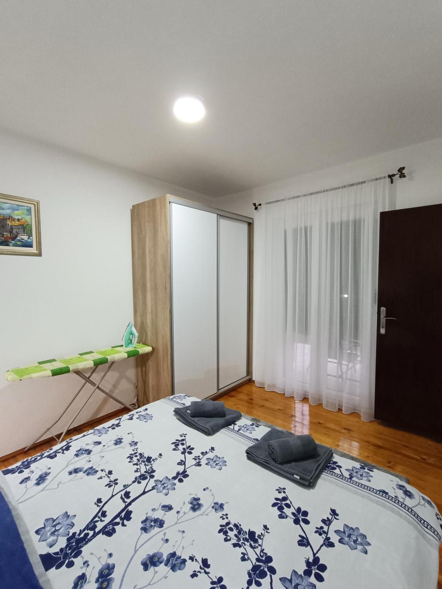 Entire House Floor - 2-Bedroom Cozy & Peaceful Apartment Podgorica Zewnętrze zdjęcie
