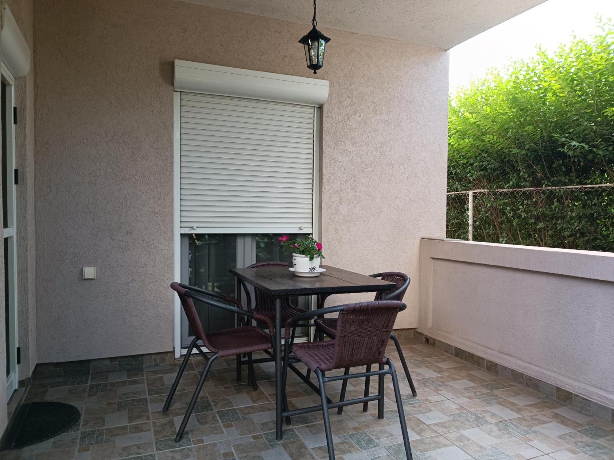Entire House Floor - 2-Bedroom Cozy & Peaceful Apartment Podgorica Zewnętrze zdjęcie